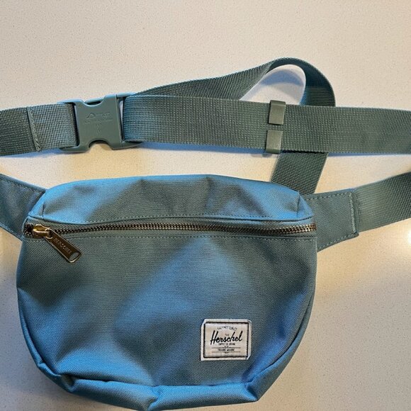 Light Blue Herschel Fanny Pack - Picture 1 of 4